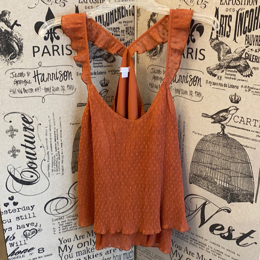3/$12 SALE🌈Xhileration tank top